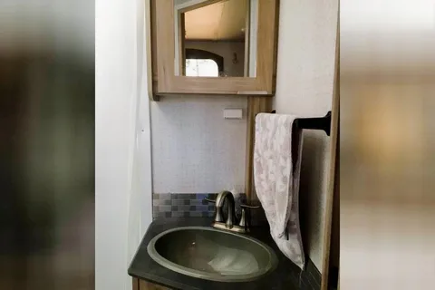 Keith's Winnebago Micro Minnie 1708FB Travel Trailer