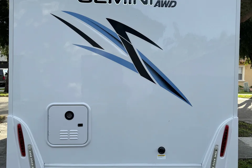 2024THOR Gemini 23TW