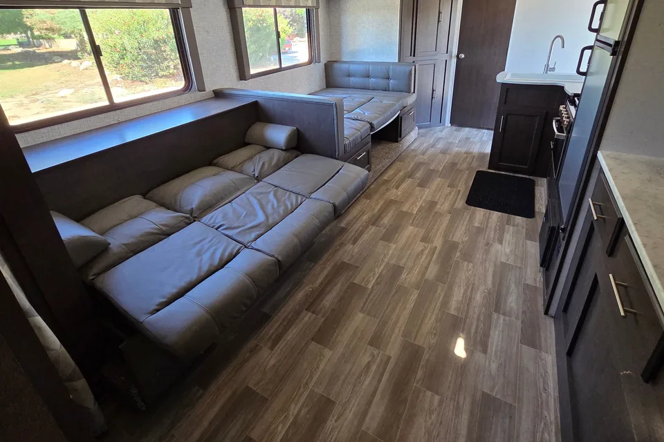 Rv Rentals Way of Life's Forest River Salem Cruise Lite (CCL1)