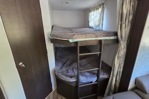 Rv Rentals Way of Life's Forest River Salem Cruise Lite (CCL1)