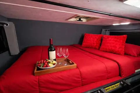 Meet “Wander” – Easy, Clean, Renovated 19' RV for New Travelers