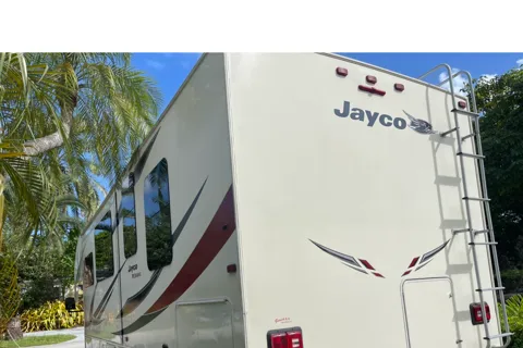 Alexander's Jayco Redhawks 29XK 2017 Class C