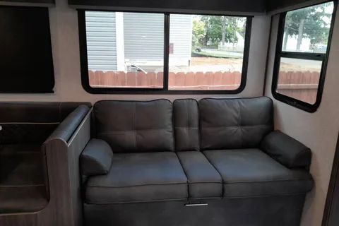 Brandon's Dutchmen Kodiak Travel Trailer