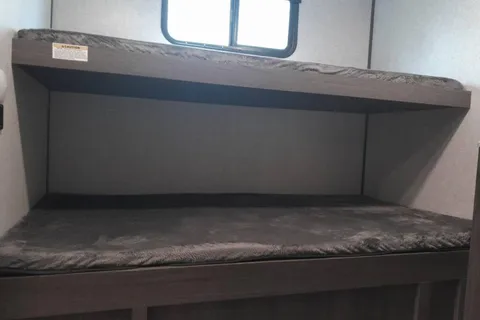 Brandon's Dutchmen Kodiak Travel Trailer