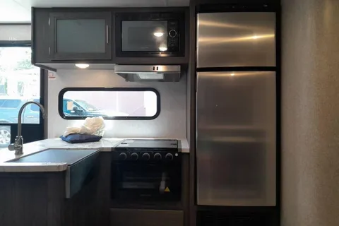 Brandon's Dutchmen Kodiak Travel Trailer