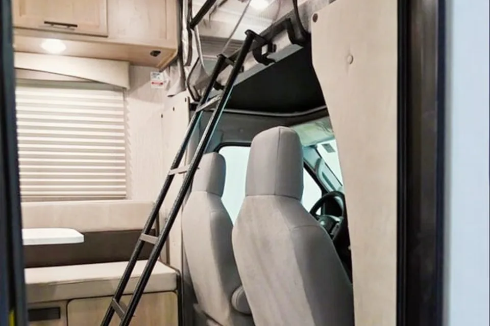 2022 Coachmen Cross Trail XL 