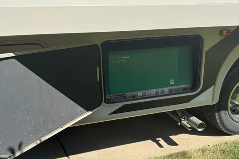 The Forest Park Cruiser - Luxury RV Experience
