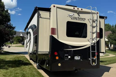 The Forest Park Cruiser - Luxury RV Experience