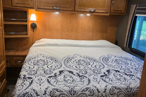 Luxury 2019 Winnebago Forza 34T Diesel Class A | Sleeps 5 | King Bed