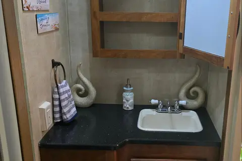 Optional HOT TUB on board, ALL 5 Star Reviews!