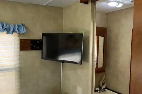 Optional HOT TUB on board, ALL 5 Star Reviews!