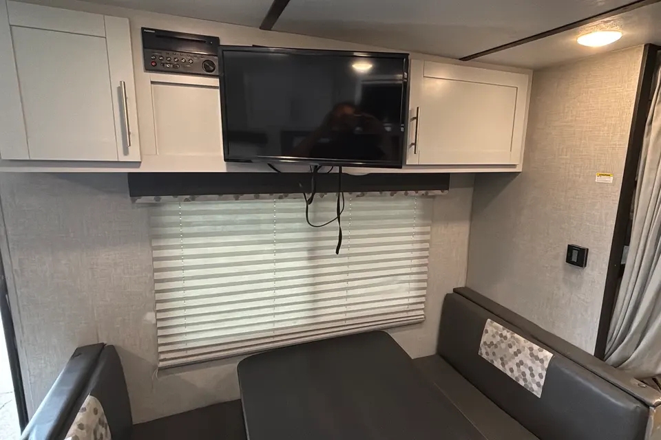 Family  Bunkhouse, Sleeps 7, Lightweight