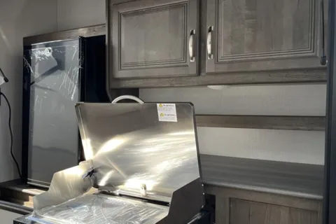 Spacious Keystone 5th Wheel