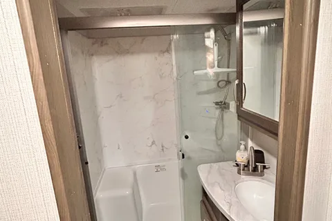 Spacious Keystone 5th Wheel