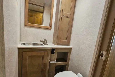 Coachmen Mirada35bh Class A