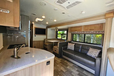 Coachmen Mirada35bh Class A