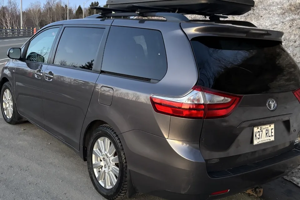 Toyota Sienna AWD Campervan