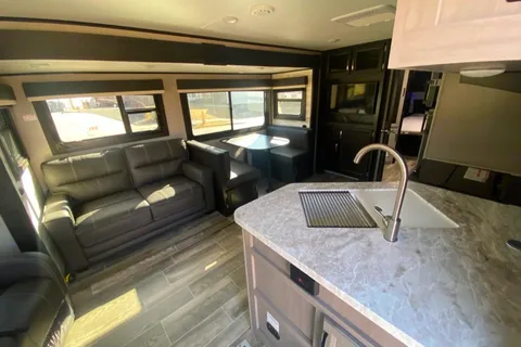 2021 Jayco Jay Feather Kid Approved Camper