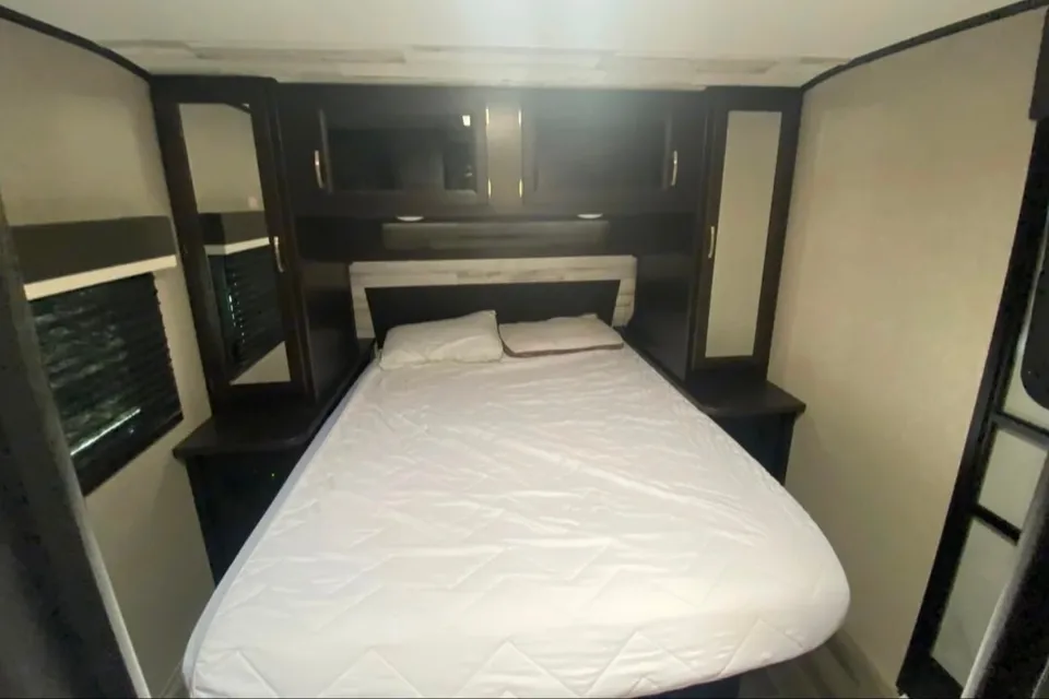 2021 Jayco Jay Feather Kid Approved Camper