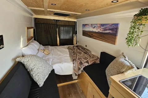 The Roaming Tabby Camper Van