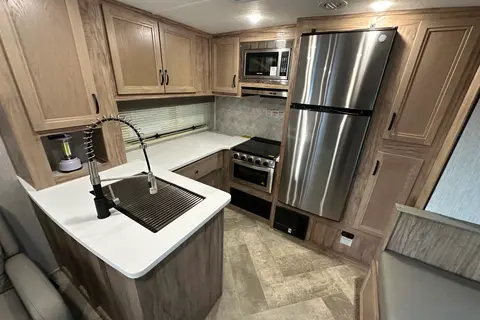 Sleeps 6 - New 2022 Travel Trailer Palomino