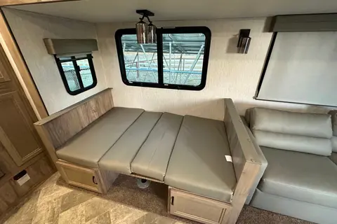 Sleeps 6 - New 2022 Travel Trailer Palomino