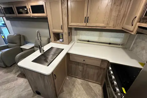 Sleeps 6 - New 2022 Travel Trailer Palomino