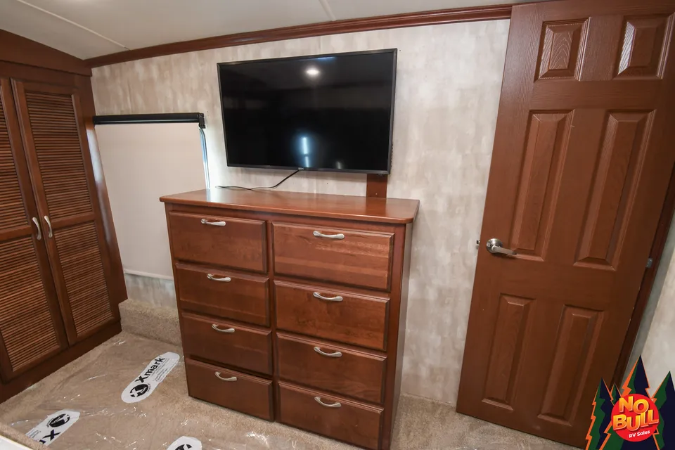 Couples Year Round Trailer