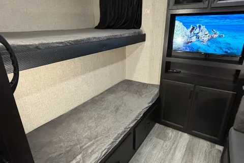 Jayco Jay Flight with Bunkroom