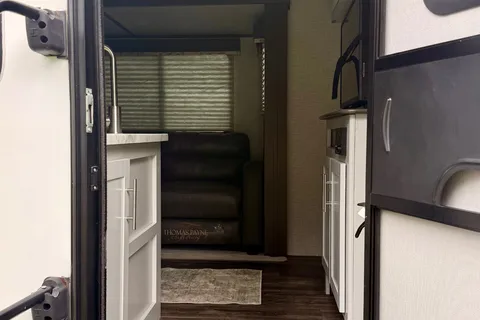 2021 Keystone Bullet Quad Bunks
