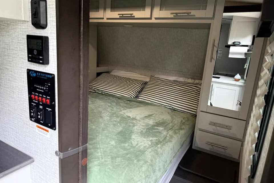 2021 Keystone Bullet Quad Bunks- Delivery Included