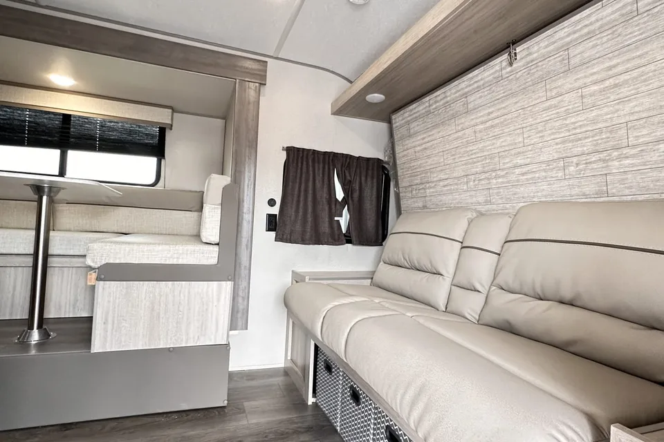 EC's Coachmen Catalina 184BHS Travel Trailer
