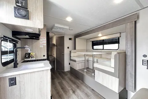 EC's Coachmen Catalina 184BHS Travel Trailer