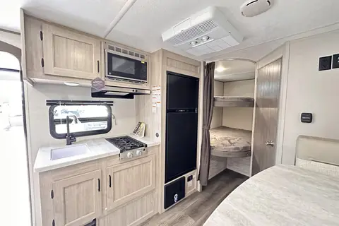EC's Coachmen Catalina 184BHS Travel Trailer
