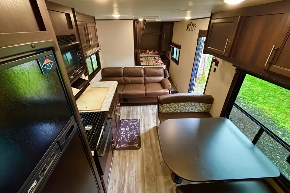 26' Jayco Bunkhouse South Division RV