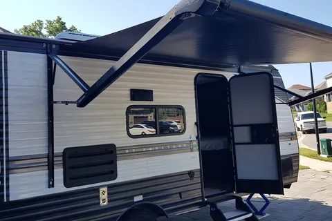 2022 Keystone Hideout  176