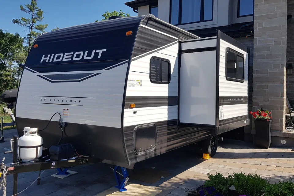 2022 Keystone Hideout 176