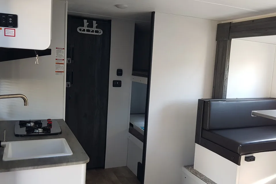 2022 Keystone Hideout 176