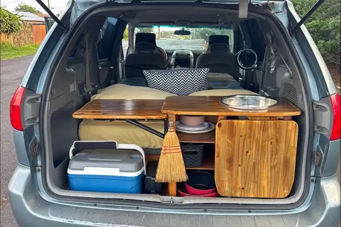 Sienna Camper with PRIVATE PARKING BATHROOM SHOWER