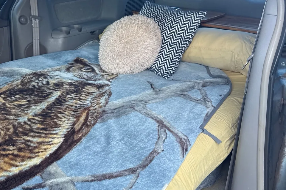 Sienna Camper with PRIVATE PARKING BATHROOM SHOWER