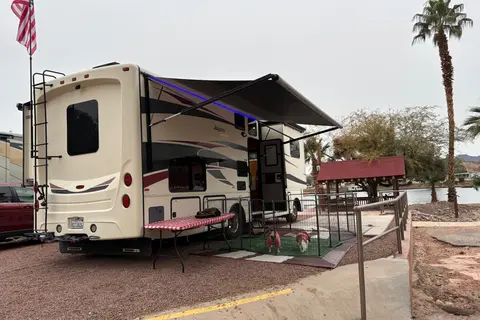 vic's Jayco Precept Class A