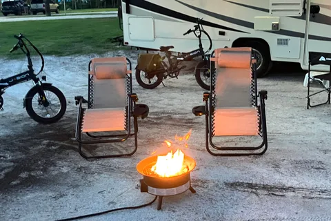 Family RV + Free E-Bike! 2017 Coachmen 27QB