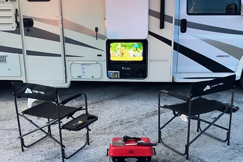 Family RV + Free E-Bike! 2017 Coachmen 27QB