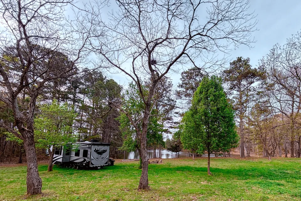 Akers Ridge RV Cottage