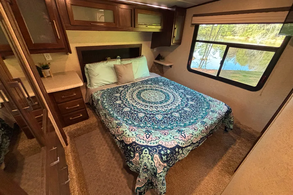 Akers Ridge RV Cottage