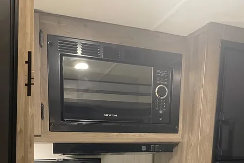 Timmy's Heartland Pioneer 270 bhs Travel Trailer