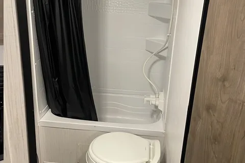 Timmy's Heartland Pioneer 270 bhs Travel Trailer
