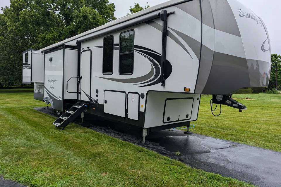 The Holley House on Wheels