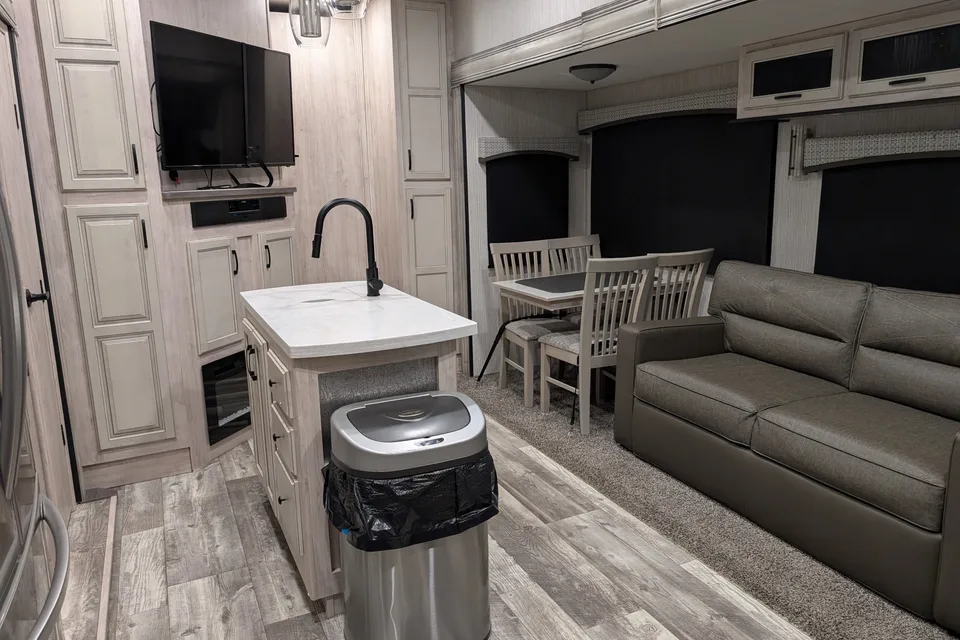 The Holley House on Wheels