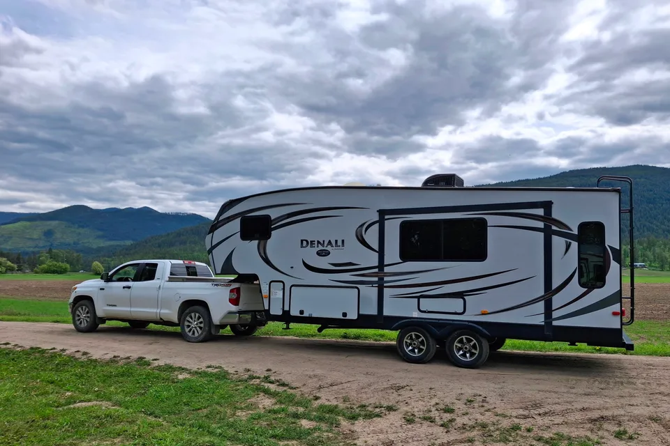 Ethan's Dutchmen Denali Fifth Wheel